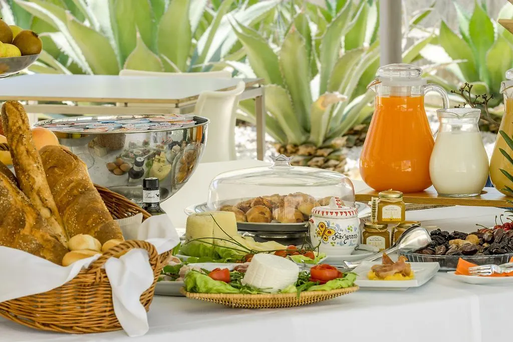 Cave Bianche Hotel Favignana